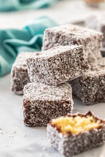 Classic Australian Lamingtons