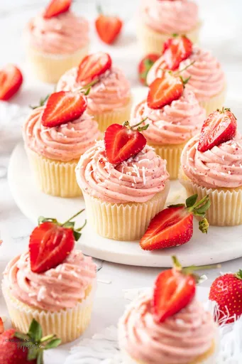 Coconut Strawberry Cheesecake Cupcakes