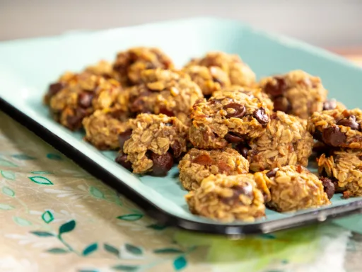 Banana Oatmeal Chocolate Chip Cookies