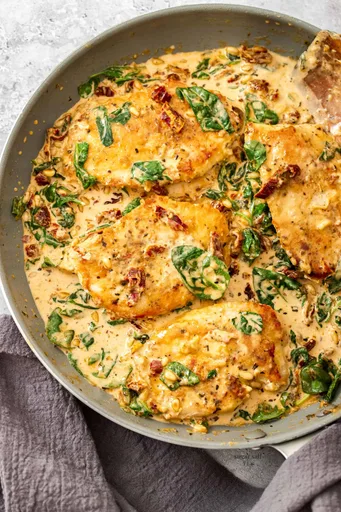 Pollo Cremoso a la Toscana