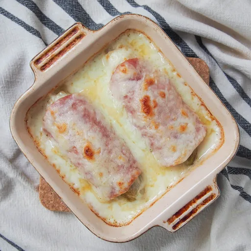 Endivias con jamón y queso