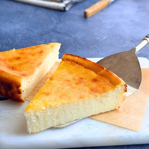 Pastel de crema de limón y requesón