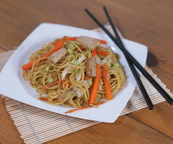Yakisoba (Japanese Noodle Stir Fry)