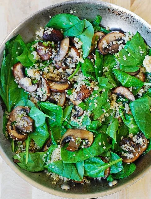 Spinach and mushroom quinoa