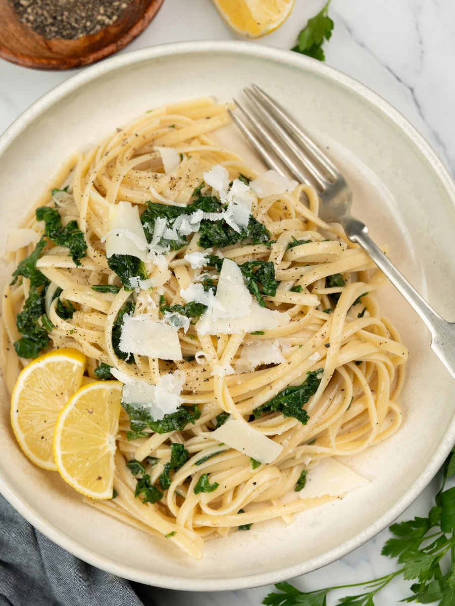 Lemon Garlic Kale Pasta