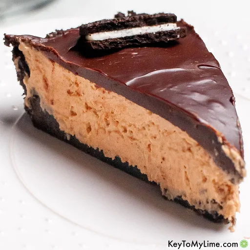 BEST Chocolate Peanut Butter Pie (Buckeye Pie)