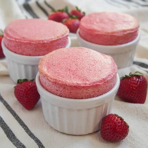 Strawberry souffle