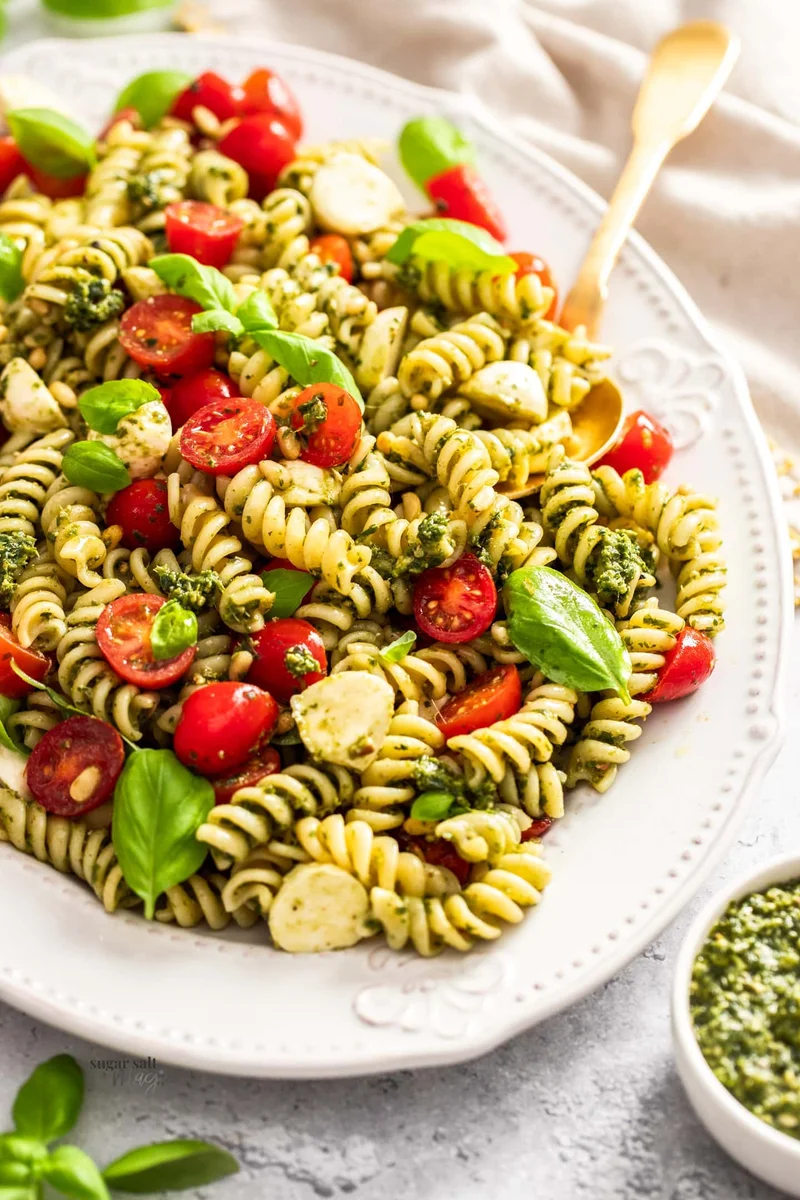 Pesto Caprese Pasta Salad