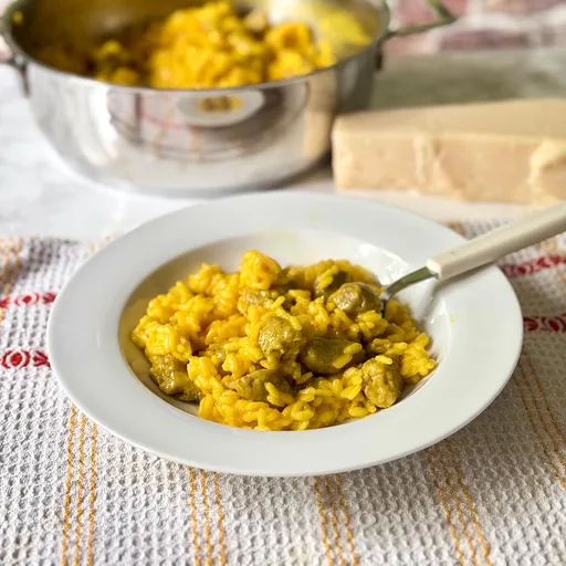 Risotto a la monza (Risotto italiano con azafrán y salchicha)