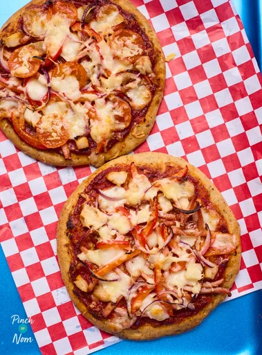 Chicken and Bacon Pizza | Slimming & Weight Watchers Friendly