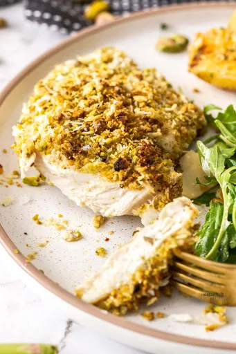 Pollo con pistachos