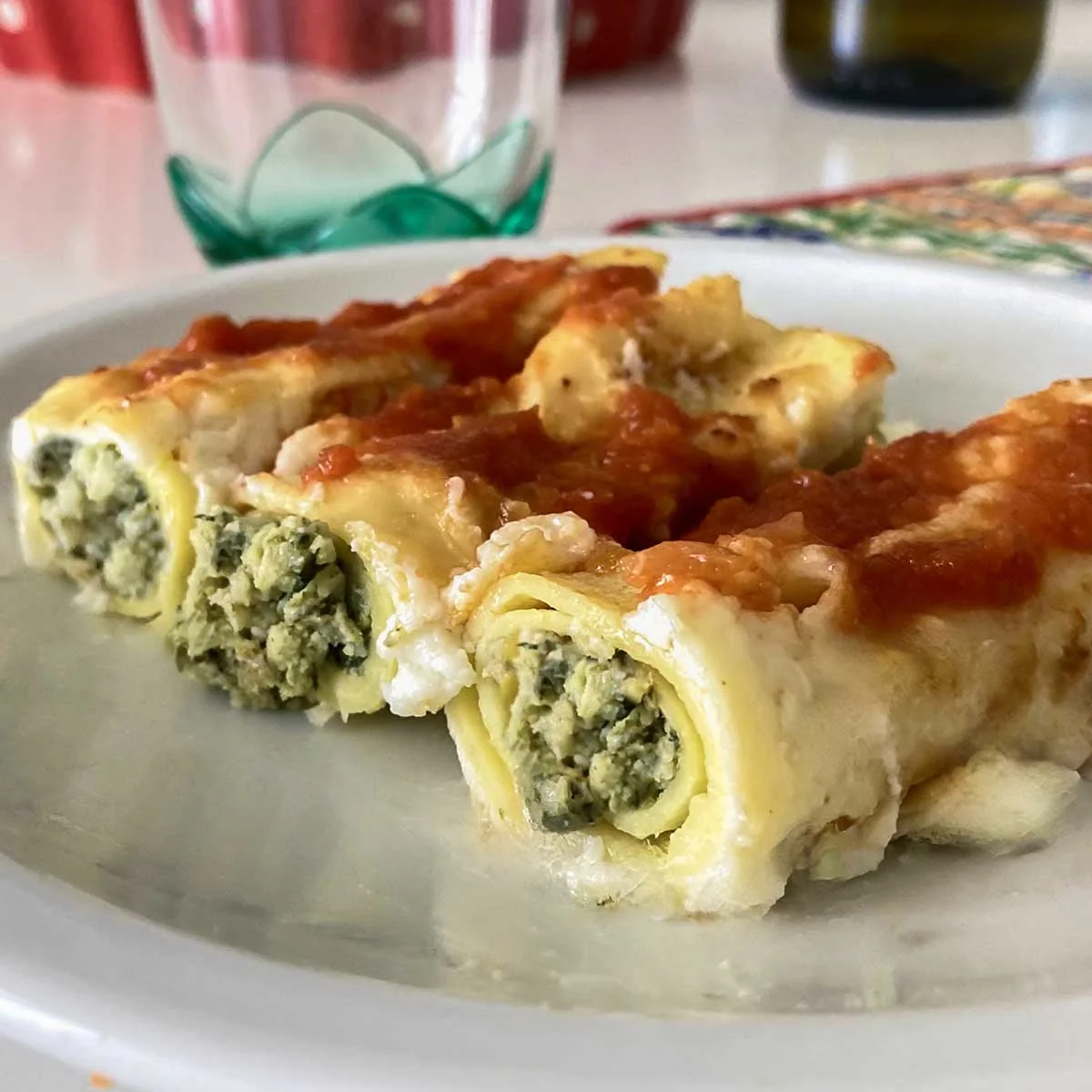Cannelloni di Magro (Spinach and Ricotta Cannelloni)