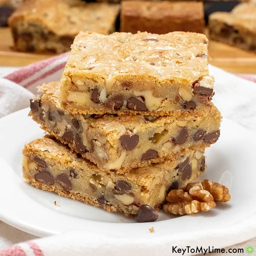 Toll House Cookie Bars (Chocolate Chip Cookie Bars)
