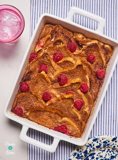Pudin de pan con chocolate y frambuesa | Compatible con dieta y pérdida de peso
