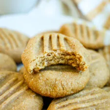 Almond Flour Peanut Butter Cookies (So easy!)