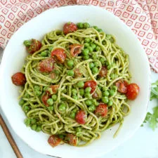 Receta de pasta con pesto de rúcula
