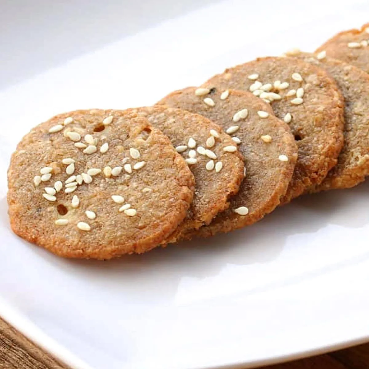 Whole Grain Blue Cheese Crackers