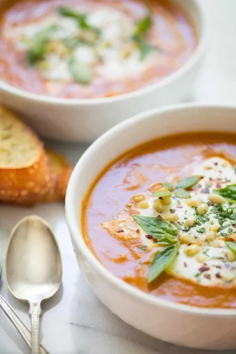 Fresh Tomato Basil Soup