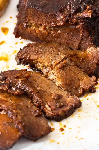 Pecho de ternera a la barbacoa en olla de cocción lenta