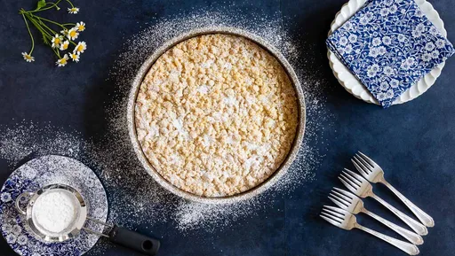 Italian Lemon Curd Ricotta Crumb Cake
