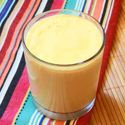 Batidos de coco, mango y plátano