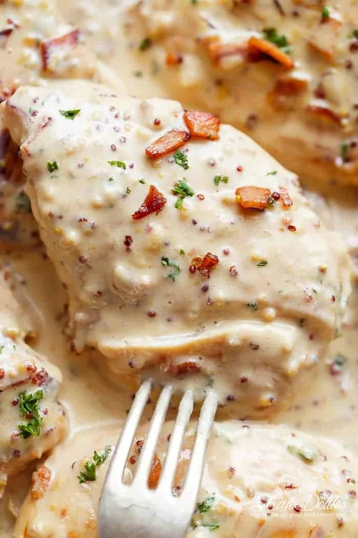 Creamy Honey Mustard Chicken With Crispy Bacon
