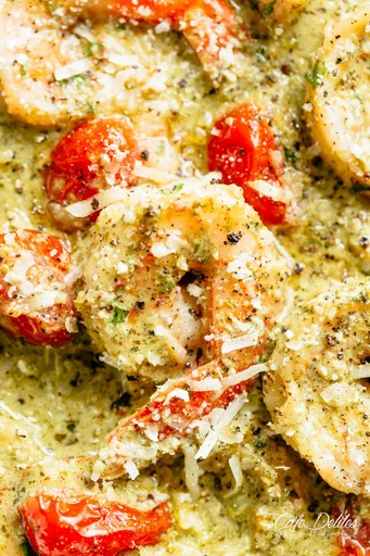 Creamy Pesto Shrimp Alfredo