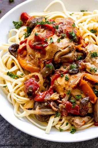 Pollo a la Cacciatore en Olla de Cocción Lenta