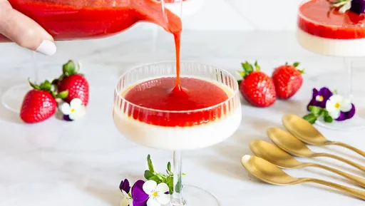 Coulis de Fresa Ridículamente Fácil (Con Etiquetas Imprimibles Gratis para Regalos)
