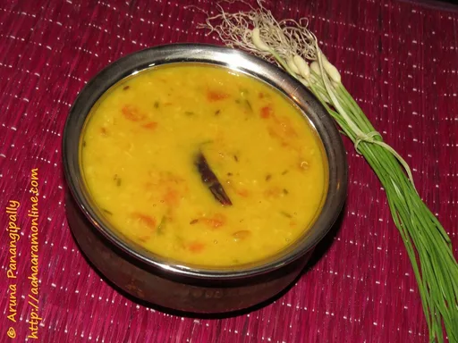 Hare Lehsun ki Dal (Lentils with Fresh Green Garlic) - Winter Special