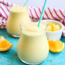 Mango Smoothie Recipe (Simple & Healthy)