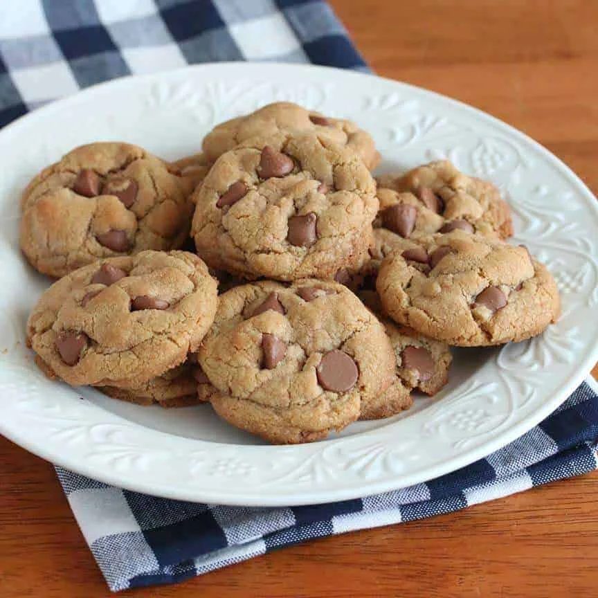 Cookies con gocce di cioccolato senza glutine (fatti in casa)
