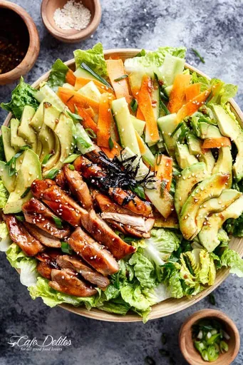 Ensalada de Pollo Glaseado al Teriyaki