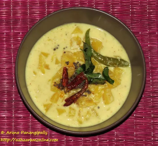 Pineapple Kichadi or Pineapple Pachadi