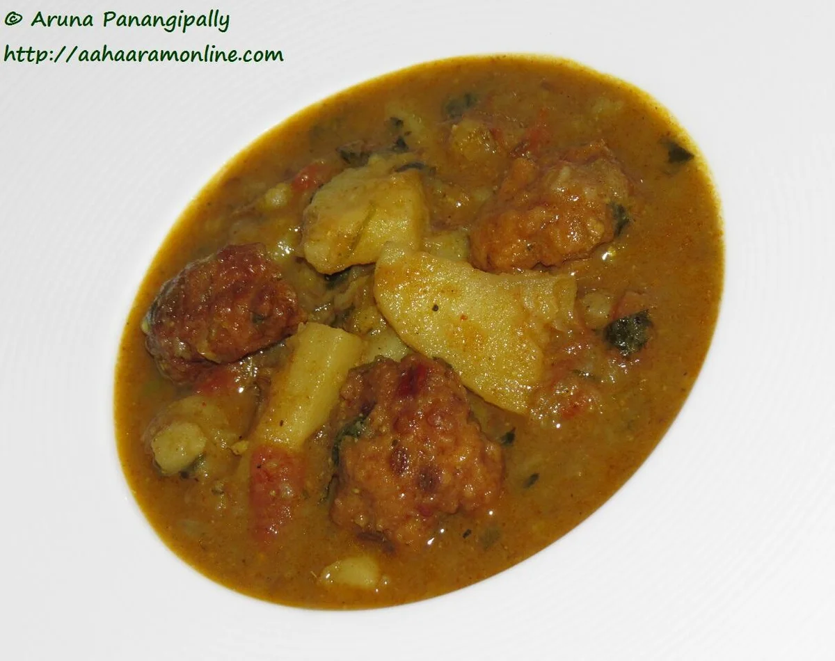 Punjabi or Amritsari Aloo Wadiyan