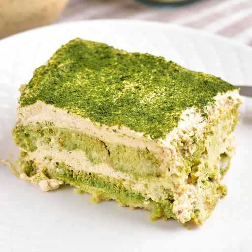 Easy Alcohol Matcha Tiramisu
