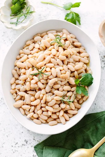 Stovetop Cannellini Beans (From Scratch)