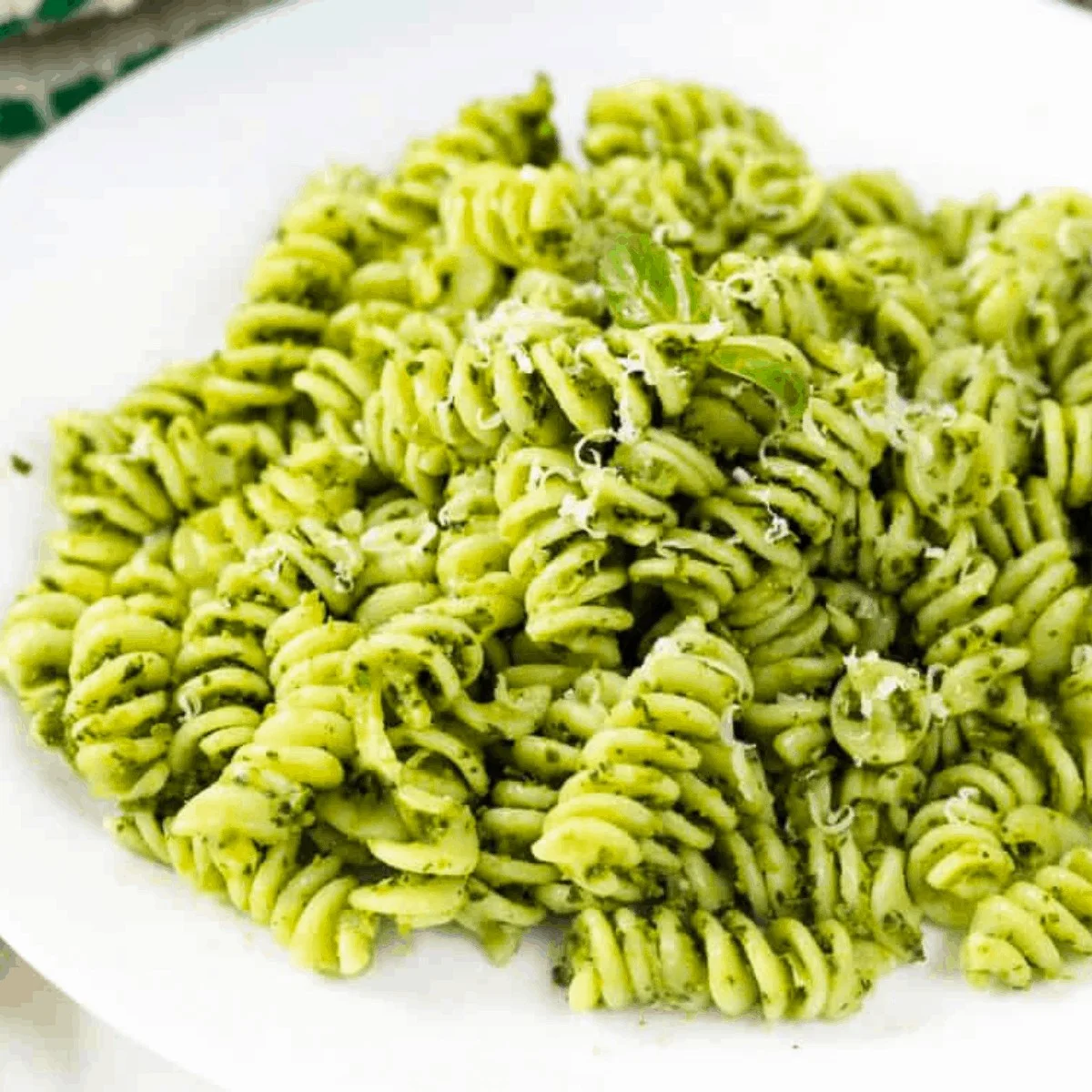 Creamy Garlic Pesto Pasta