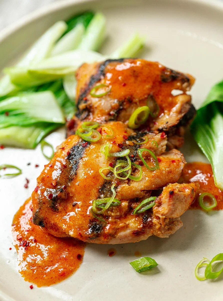 Easy Sweet and Spicy Gochujang Chicken