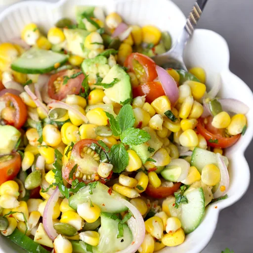 Receta de ensalada de maíz y aguacate