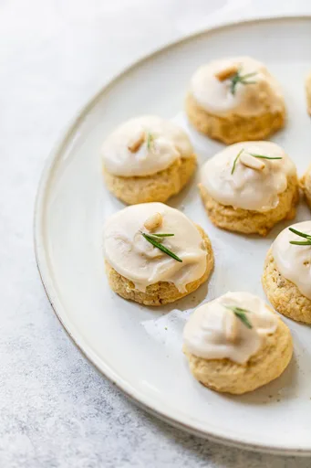 Rosemary Lemon Polenta Cookies