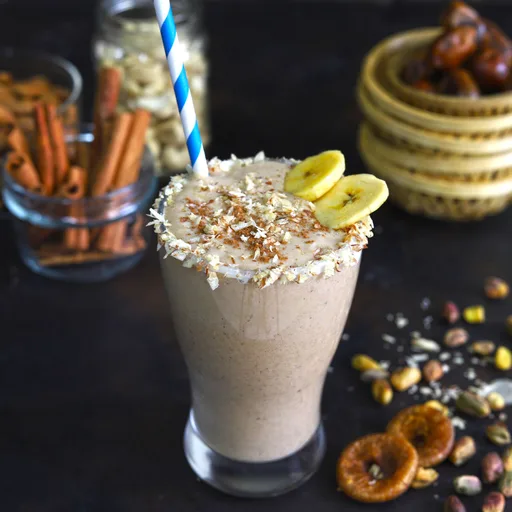 Banana Date Milkshake Recipe