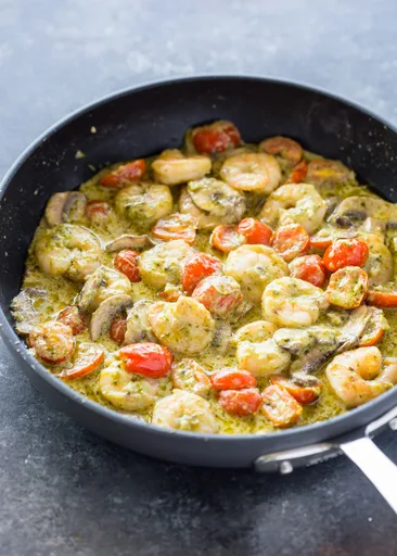 Creamy Garlic Pesto Shrimp