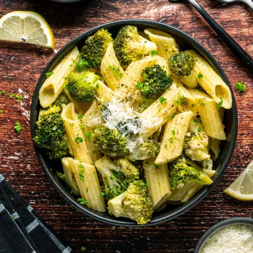 Pasta vegana con brócoli