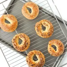 Easy Homemade Bagels
