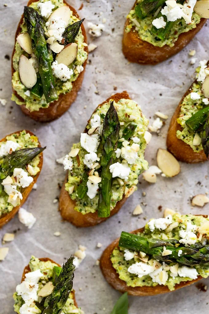 Citrus Pesto Crostini with Goat Cheese