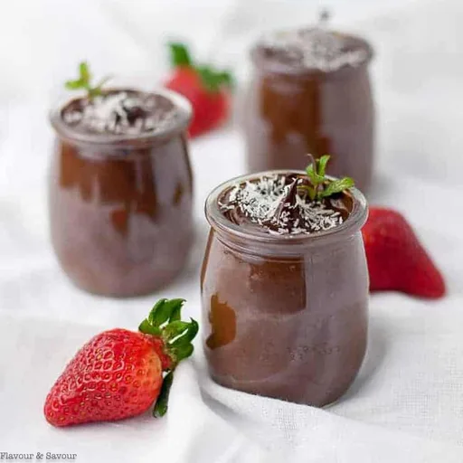 Mousse de chocolate y aguacate sin lácteos