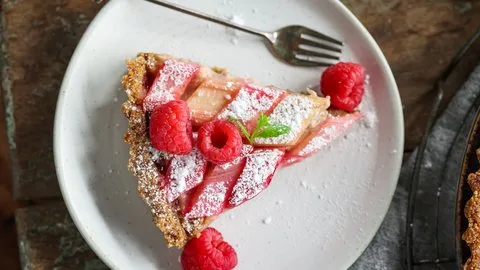 Rhubarb & Raspberry Almond Tart