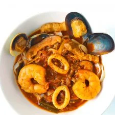 Spicy Korean Seafood Soup Noodles (Jjamppong)