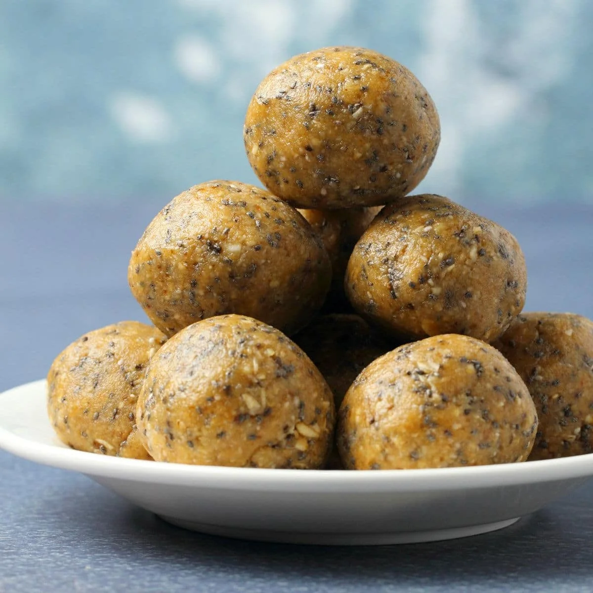 Vegan Energy Balls